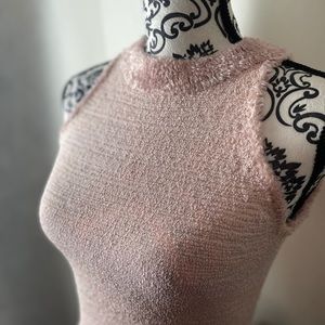 BETTE PAIGE pretty in pink knit tank.